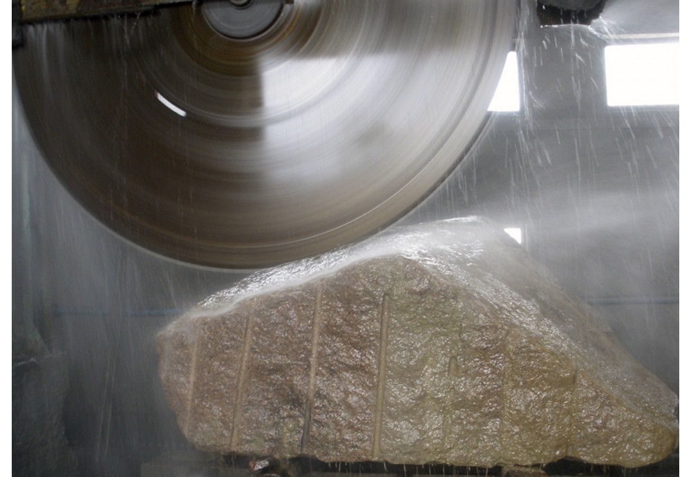 Процес обробки каменю